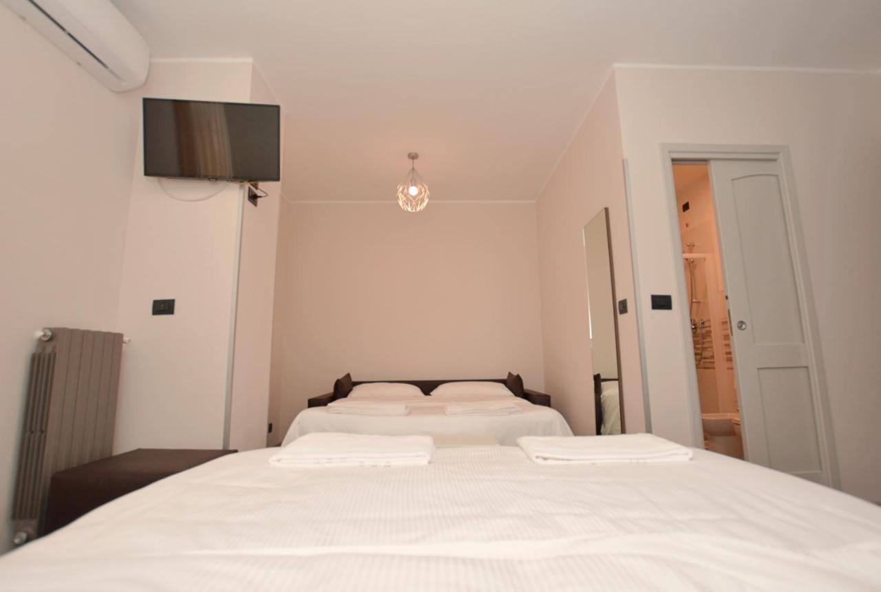 סאלוצו Hotel & Apartments " Perpoin " מראה חיצוני תמונה