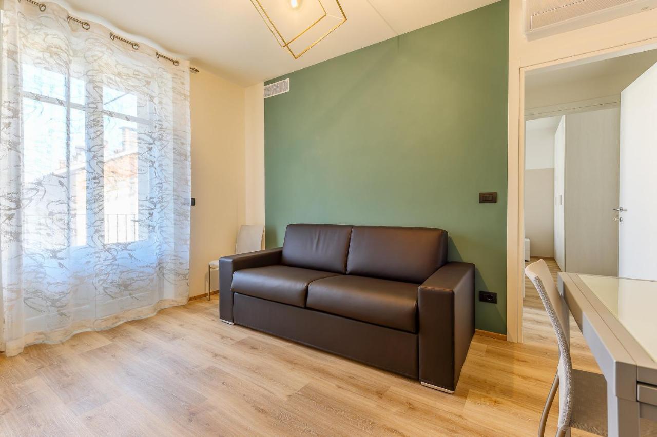 סאלוצו Hotel & Apartments " Perpoin " מראה חיצוני תמונה